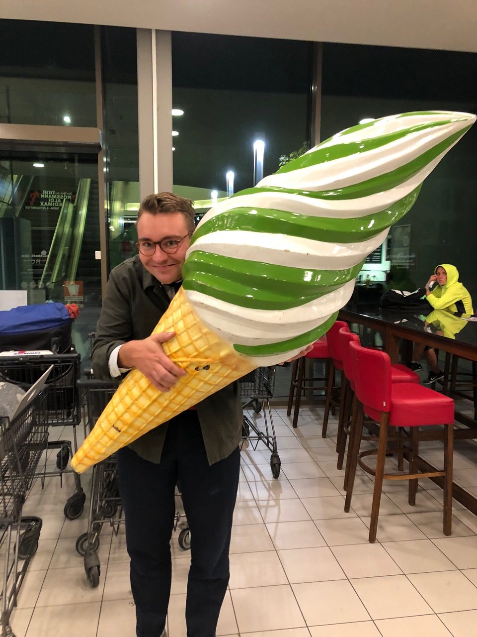 Max aka. Sir Vivor (DE)